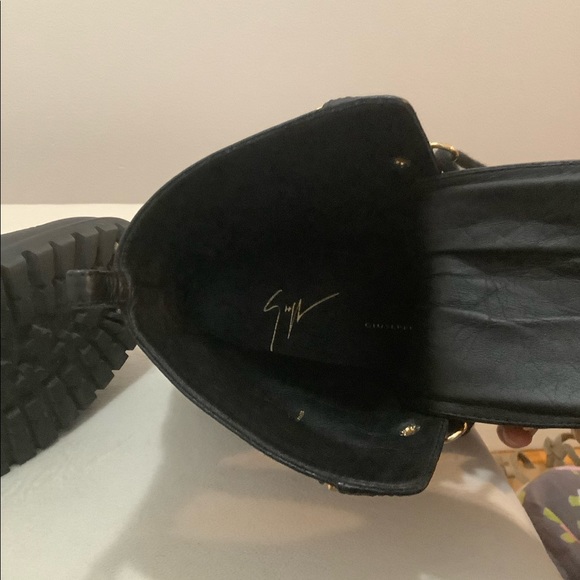 Giuseppe Zanotti biker boots - Picture 7 of 8